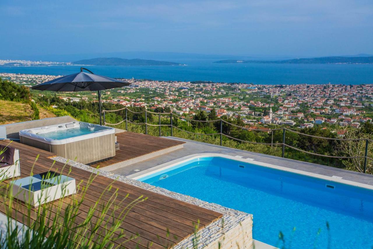 Villa Blue Hill Kastela Dış mekan fotoğraf